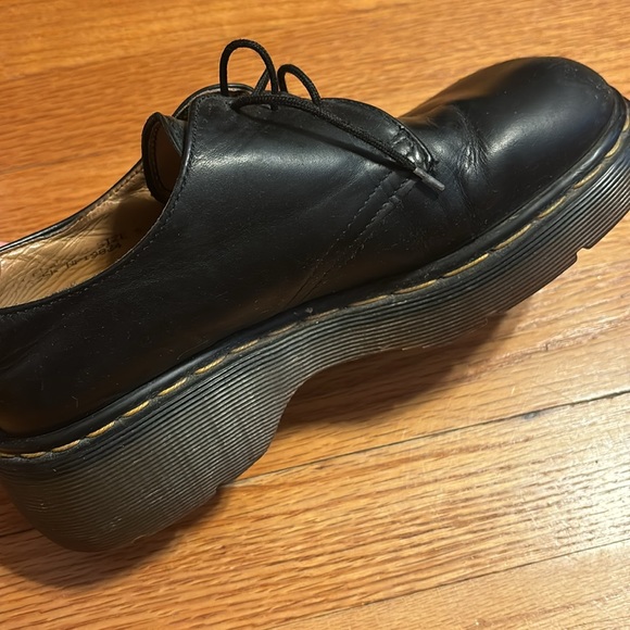 Doc martens. Scuffs seen in photos. Still a lot of wear left. - Picture 6 of 10